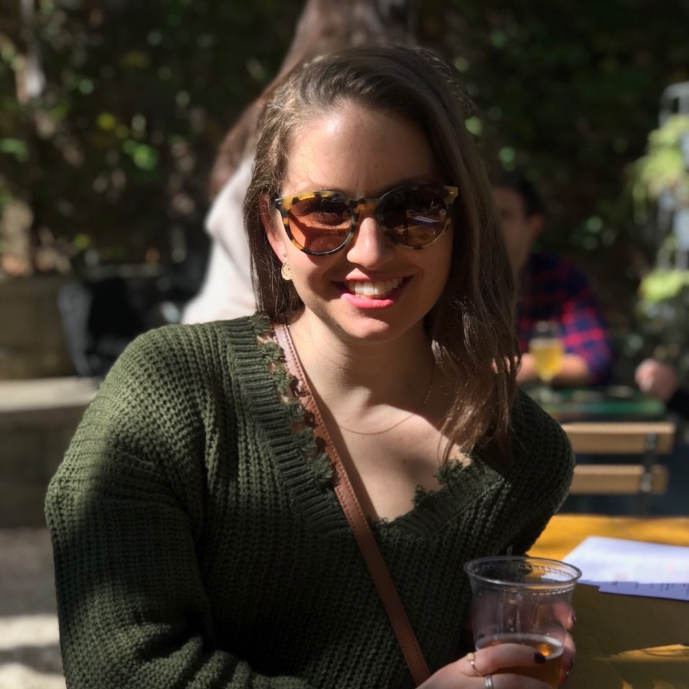 Meet your Posher, Caroline